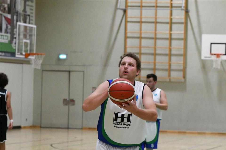 Beim Gastspiel in Bad Oeynhausen steht auch Kapitän Franz Masser wieder im Kader des Oberligisten RSV Borken.
