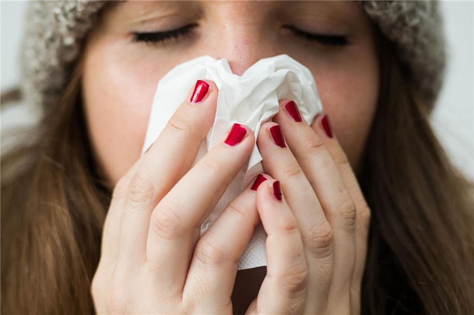 Beim Grippe-Impfstoff gibt es laut dem Gesundheitsministerium keinen generellen Engpass. (Symbolbild)picture alliance/dpa