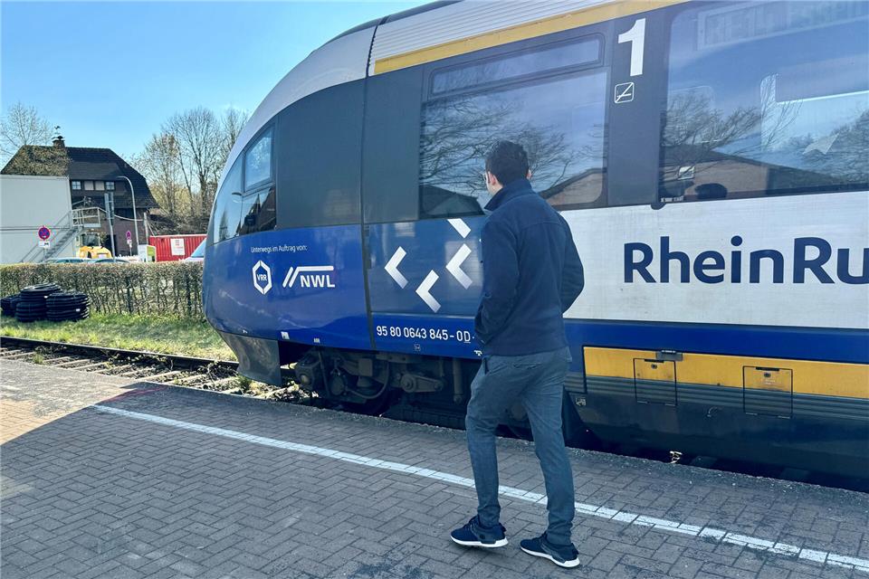 Nächtliche Baustellen sorgen für Ersatzverkehr beim RE 14  Beim RE 14 kommt es in den kommenden Tagen teilweise zu Ausfällen.