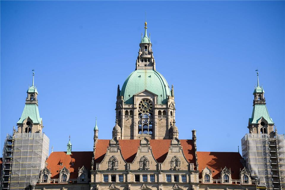 Beim Smart-City-Ranking des Digitalverbandes Bitkom hat Hannover als Aufsteiger des Jahres abgeschlossen. (Symbolbild)Julian Stratenschulte/dpa