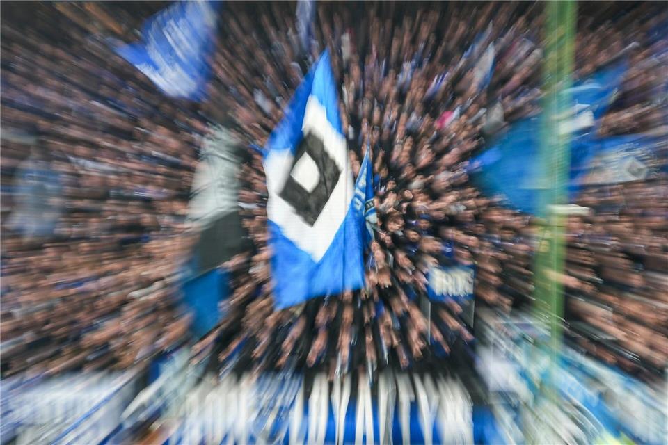 Beim Spiel des Hamburger SV gegen den 1. FC Union Berlin ist die HSV-Spielerin Magou Doucouré zusammengebrochen. (Archivbild)Marcus Brandt/dpa