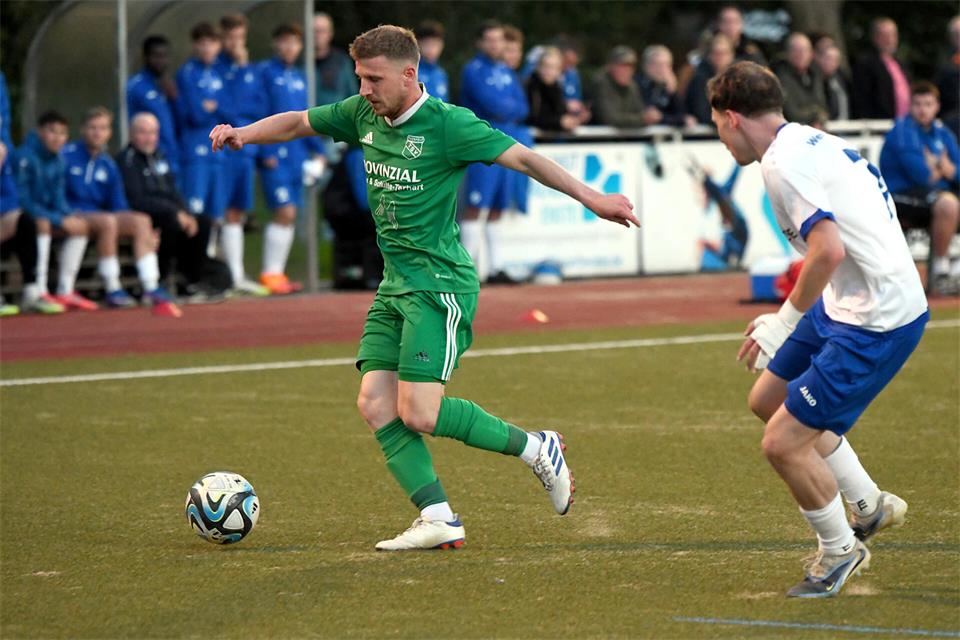 Beim Spitzenreiter gefordert: Yannis Brömmel reist am Sonntag mit dem TSV Raesfeld zur SpVg Emsdetten 05.