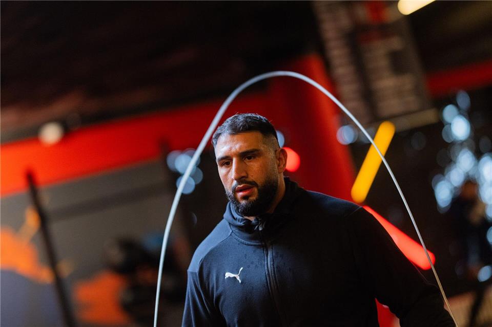 Beim Training: der deutsche Schwergewichtsboxer Agit Kabayel. (Archivbild)Rolf Vennenbernd/dpa