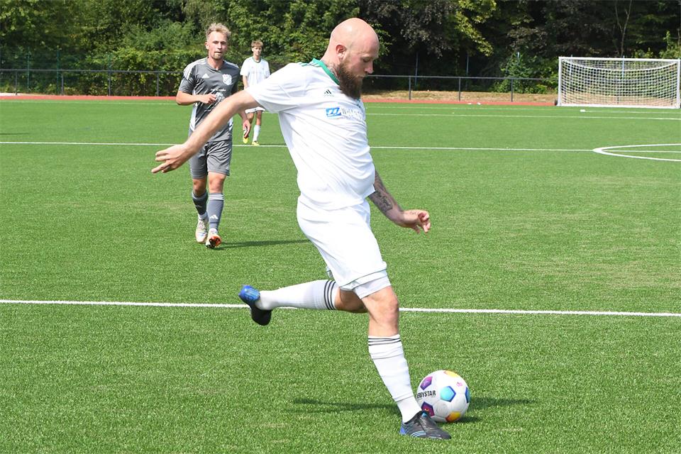 Beim Velener 4:2-Auswärtserfolg in Marl erzielte Goalgetter Philipp Schulz den Treffer zum zwischenzeitlichen 1:1. 