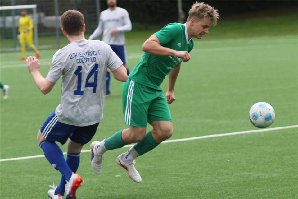 Beim hauchdünnen Raesfelder3:2 in Coesfeld zählte Daniel Bleker zu den Aktivposten.