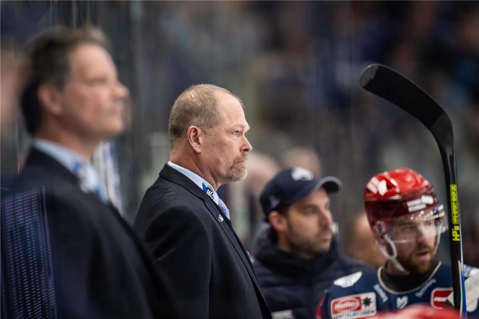Bekommt einen neuen Schlussmann: Wild-Wings-Coach Steve Walker. (Archivbild)Silas Stein/dpa
