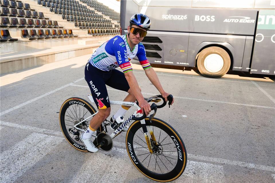 Belgien hofft: Remco Evenepoel fährt erstmals die Flandern-Rundfahrt. (Archivbild)Nicolás Carvalho Ochoa/dpa