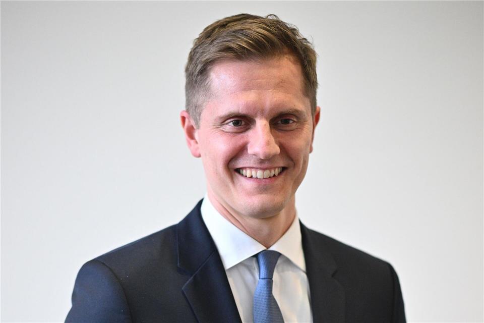 Benjamin Grimm will die Prozesse in der Justiz digitalisieren und damit beschleunigen. (Archivbild)Sebastian Gollnow/dpa