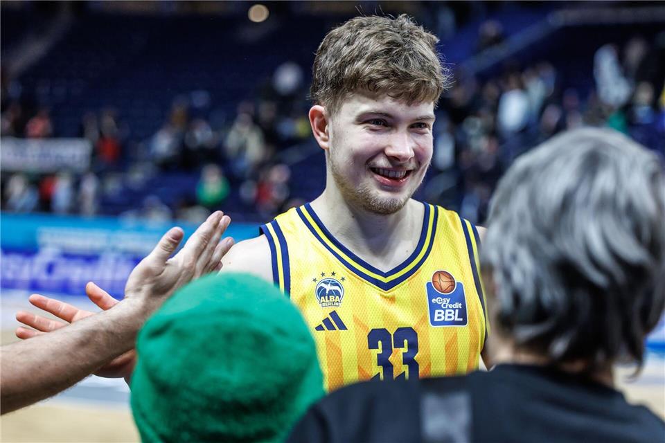 Bennet Hundt wechselt von Alba Berlin nach Trier. (Archivbild)Andreas Gora/dpa