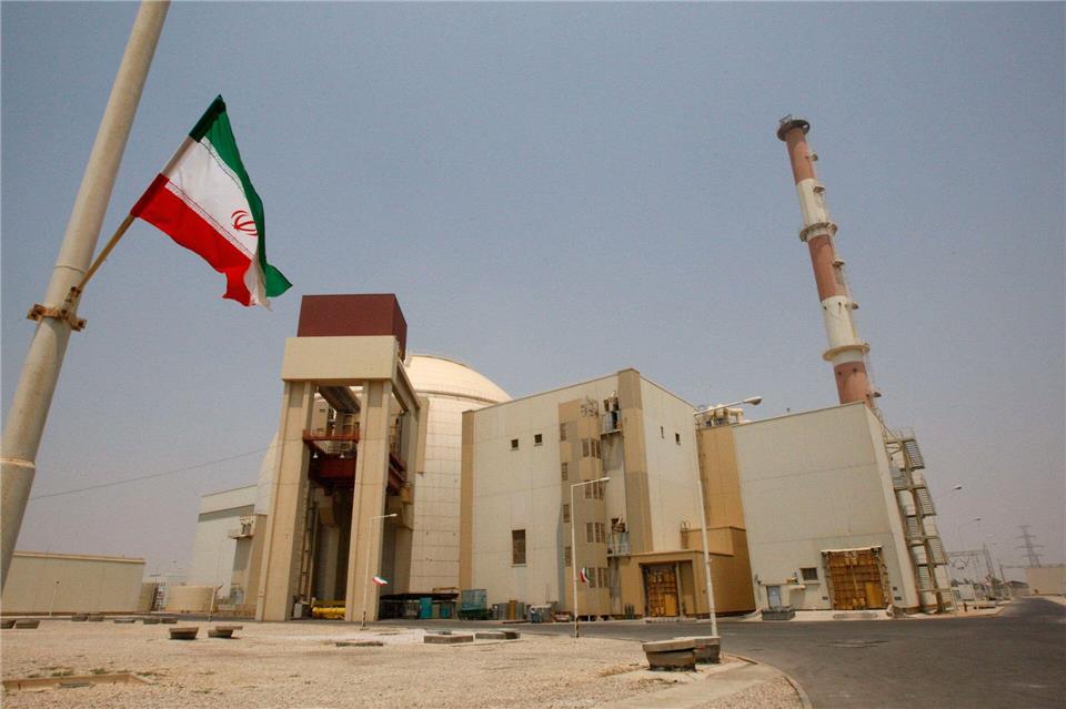 Berlin, Paris und London hatten im Atomstreit mit dem Iran die Notbremse gezogen. (Archivbild)Vahid Salemi/AP/dpa