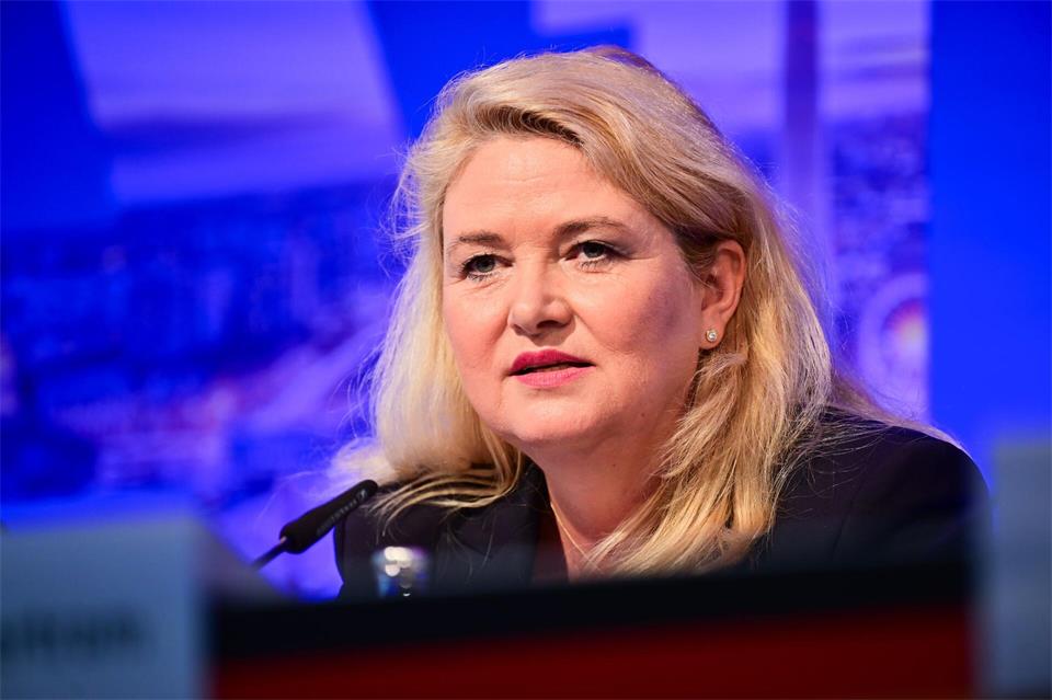 Berlins AfD-Spitzenkandidatin Kristin Brinker sieht ihre Partei auf dem richtigen Weg. (Archivbild)Sebastian Christoph Gollnow/dpa