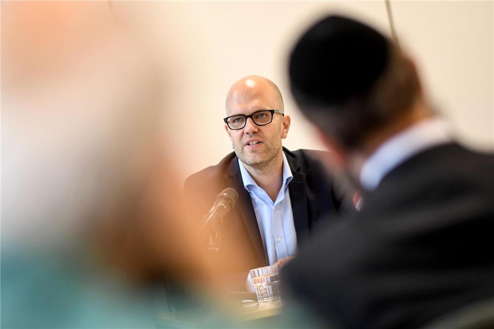 Berlins Antisemitismusbeauftragter Samuel Salzborn sieht jüdisches Leben in Berlin vielfältig bedroht. (Archivbild)Britta Pedersen/dpa-Zentralbild/dpa
