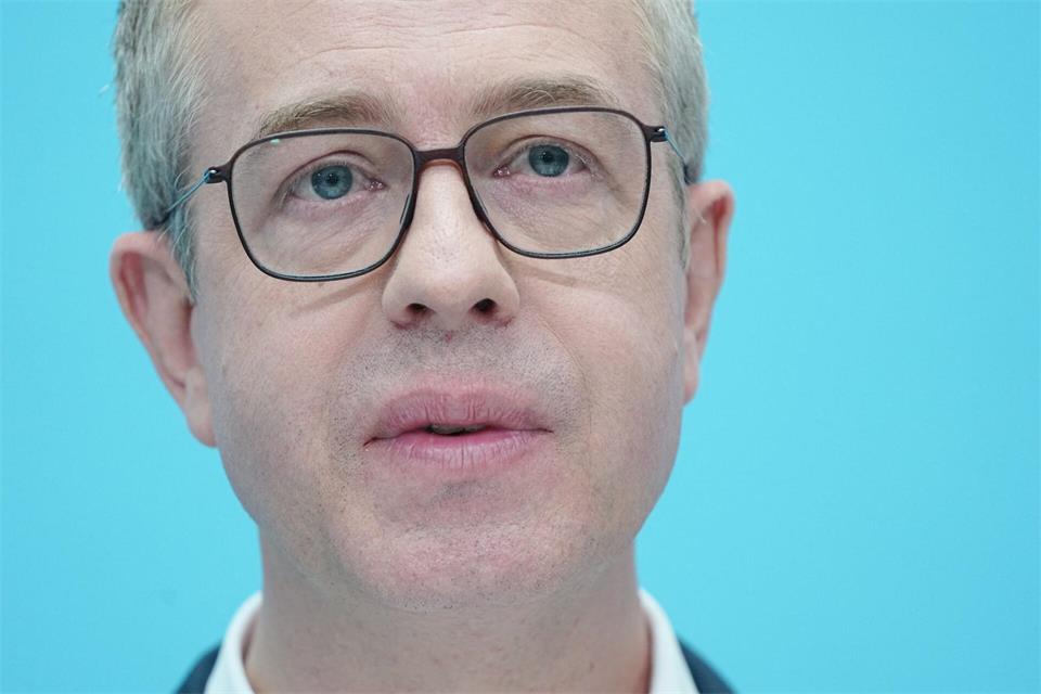 Berlins Finanzsenator und CDU-Spitzenkandidat ist auch der neue Fraktionsvorsitzende. (Archivbild)Kay Nietfeld/dpa