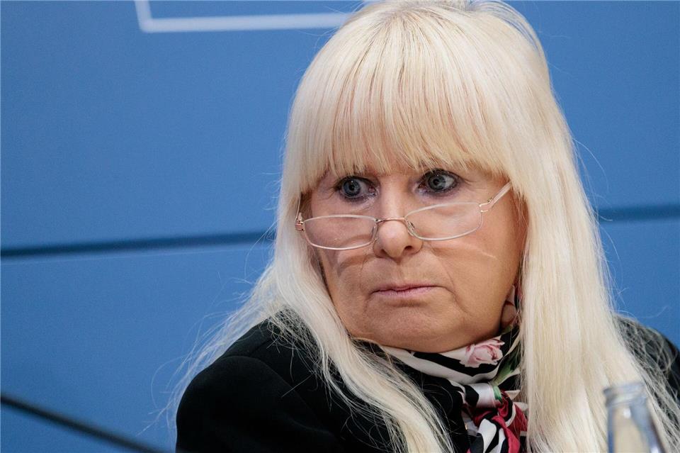 Berlins Innensenatorin Iris Spranger (SPD) fordert schon länger eine Verschärfung des Waffenrechts. (Archivbild) Carsten Koall/dpa