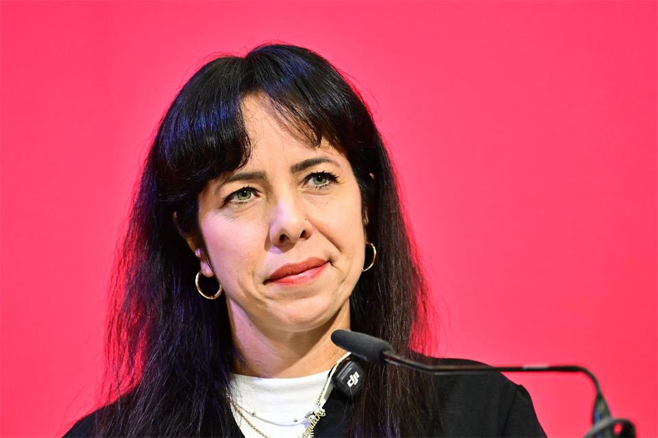 Berlins Linke-Fraktionsvorsitzende Elif Eralp will Regierende Bürgermeisterin in der Hauptstadt werden. (Archivfoto)Sebastian Gollnow/dpa
