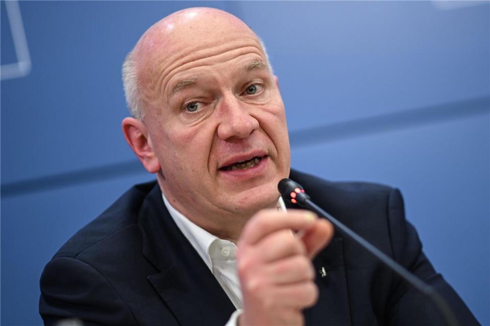 Berlins Regierender Bürgermeister Kai Wegner (CDU) rechtfertigt sein Verhalten. (Archivfoto)Britta Pedersen/dpa