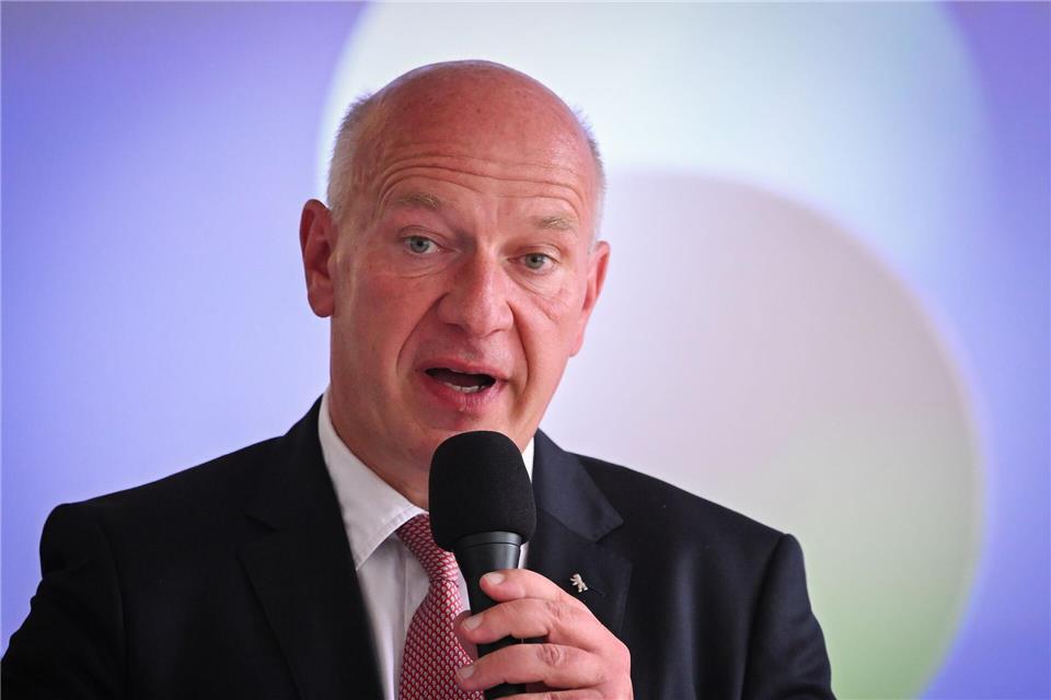 Berlins Regierender Bürgermeister Kai Wegner (CDU) hält nach dem Anschlag vom Wochenende Konsequenzen für notwendig.  Soeren Stache/dpa