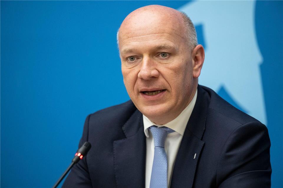 Berlins Regierender Bürgermeister Kai Wegner (CDU) mahnt, die Erinnerung an die Geschichte lebendig zu halten. (Archivbild)Hannes P Albert/dpa