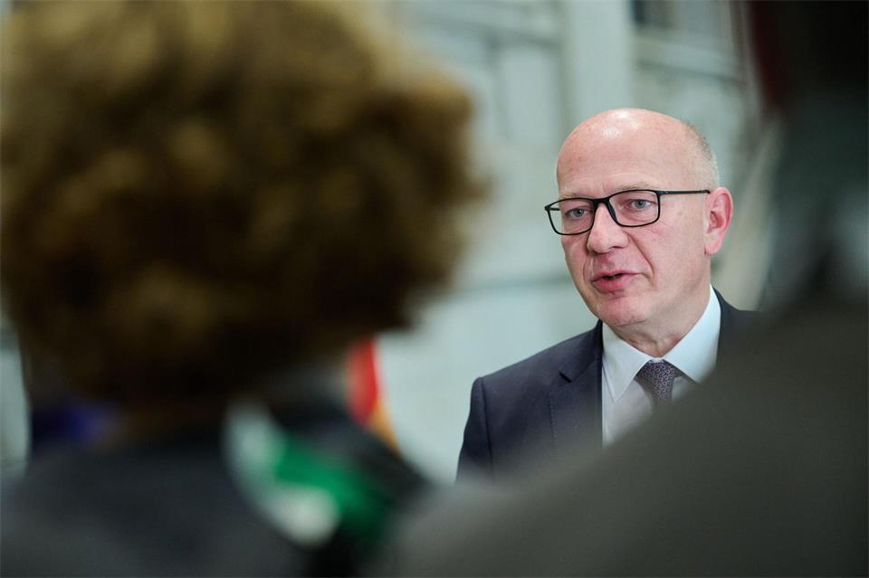 Berlins Regierender Bürgermeister Kai Wegner (CDU) nahm an der Ministerpräsidentenkonferenz teil. Sebastian Gollnow/dpa