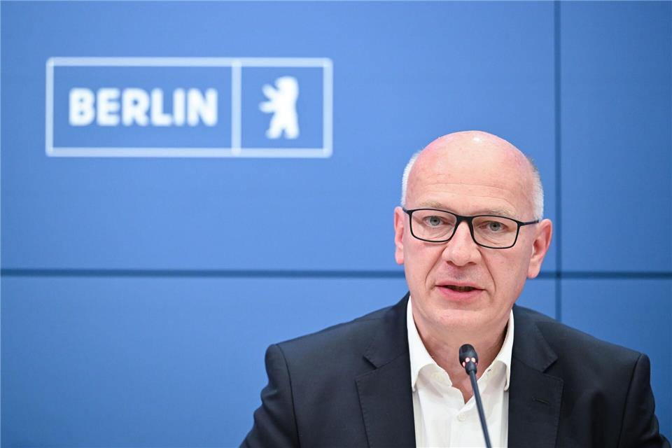Berlins Regierender Bürgermeister Kai Wegner (CDU) nimmt am Freitagabend an einem Treffen der Kreisvorsitzenden teil. (Archivbild) Soeren Stache/dpa