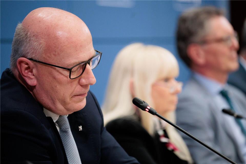 Berlins Regierender Bürgermeister Kai Wegner (CDU) und Innensenatorin Iris Spranger (SPD) sehen Handlungsbedarf beim Zivilschutz. Carsten Koall/dpa