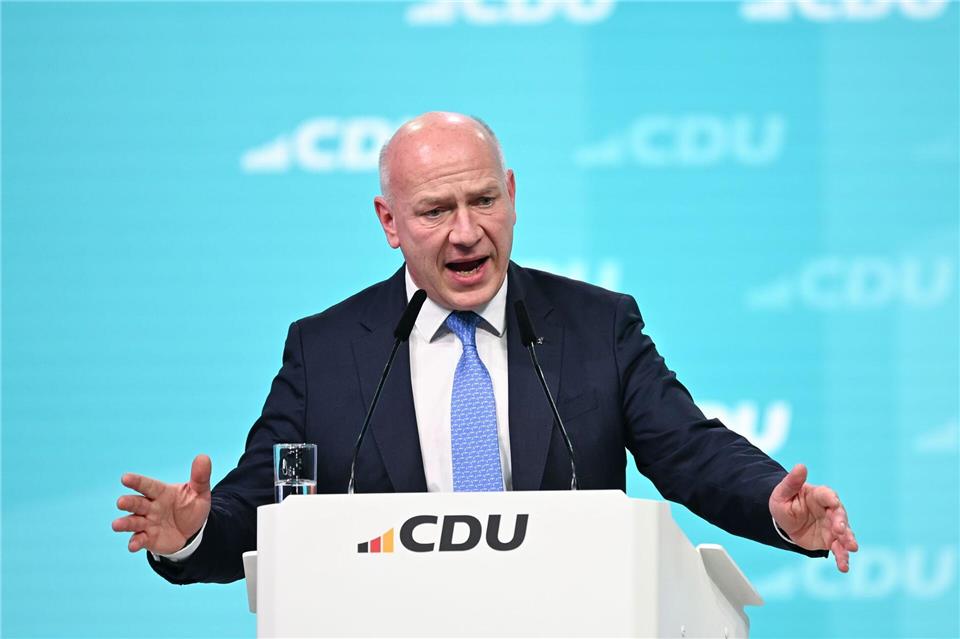 Berlins Regierender Bürgermeister und CDU-Landesvorsitzender Kai Wegner hat insbesondere die Linke beim CDU-Bundesparteitag scharf angegriffen. Katharina Kausche/dpa