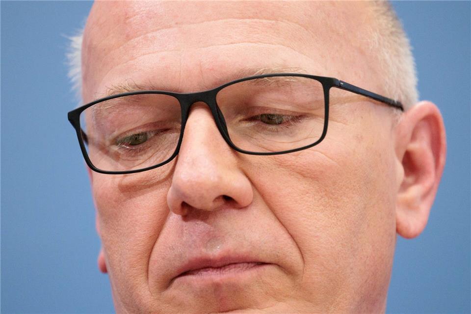 Berlins Regierender Bürgermeister und CDU-Chef Kai Wegner muss beim CDU-Parteitag den richtigen Ton treffen. (Archivbild) Carsten Koall/dpa