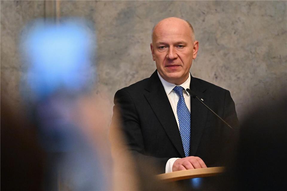 Berlins Regierungschef Kai Wegner geriet auch wegen eines Tennismatchs unter Druck. (Archivbild)Soeren Stache/dpa