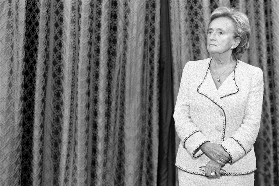 Bernadette Chirac ist am Freitagabend im Alter von 93 Jahren gestorben. (Archivbild)CHRISTOPHE ENA/AP/dpa