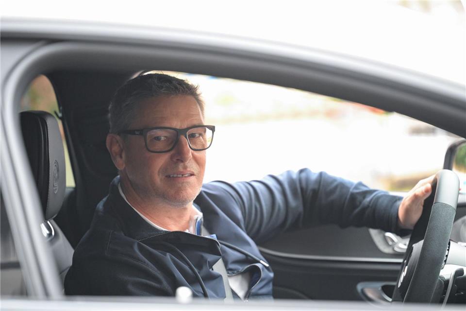 Bernd Mayländer baut mittlerweile auch seinen eigenen Wein an.Bernd Wei�brod/dpa