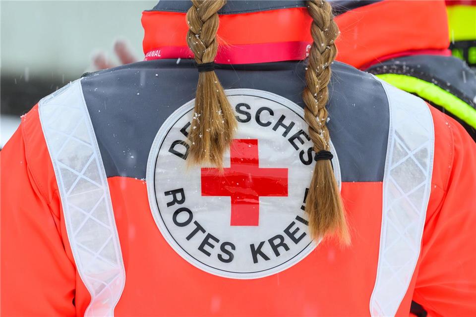Beschäftigte des DRK legen am Dienstag in Chemnitz ihre Arbeit nieder (Symbolbild).Robert Michael/dpa