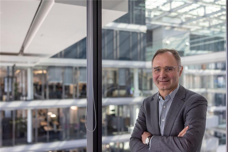 Besonders für Bezieher geringer Einkommen werde die gesetzliche Rente nicht reichen, meint Leithner.Helmut Fricke/dpa