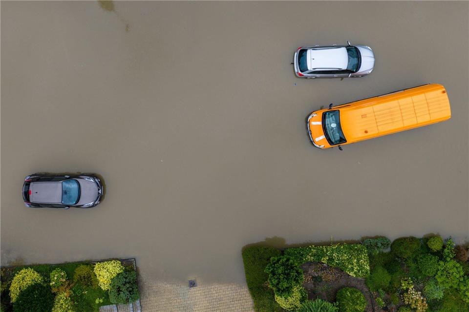 Besonders viel Regen fiel am Niederrhein.Christoph Reichwein/dpa