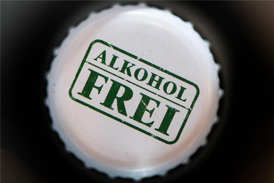 Besserer Schlaf, bessere Haut, bessere Stimmung: Ein Dry January kann viele positive Auswirkungen haben. picture alliance / dpa Themendienst