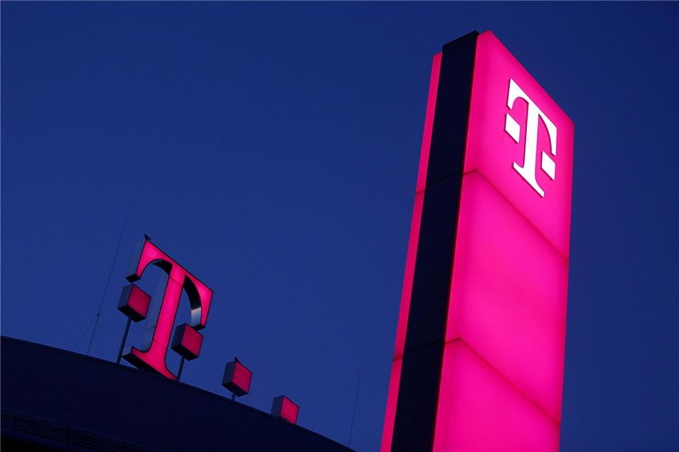 Betrüger geben sich online als die Telekom aus: Ziel ist der Diebstahl sensibler Daten.Oliver Berg/dpa