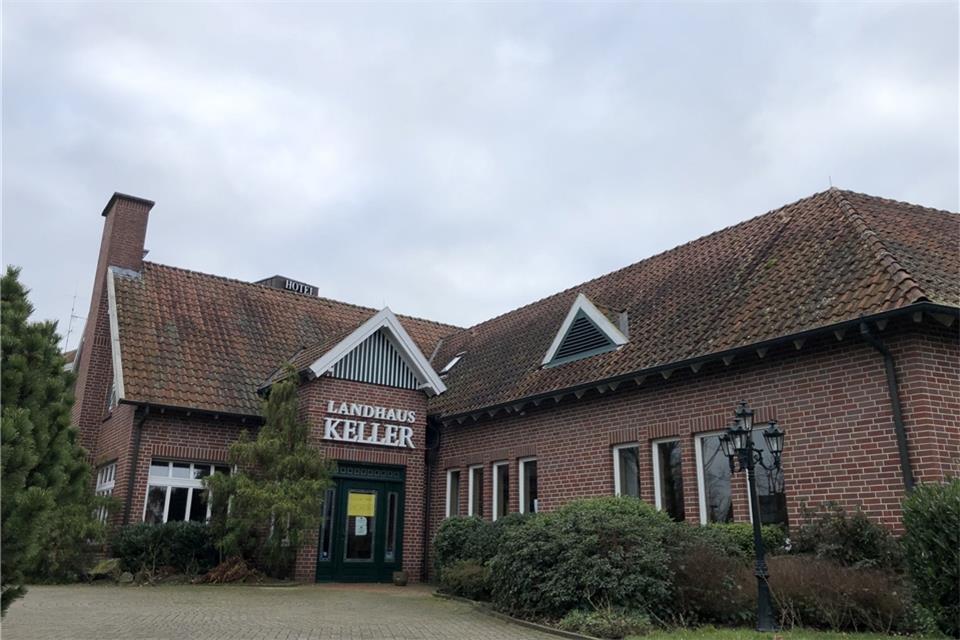 Bewohner und Angehörige sowie Beschäftigte des Altenheims Landhaus Keller wollen am Donnerstag demonstrieren.