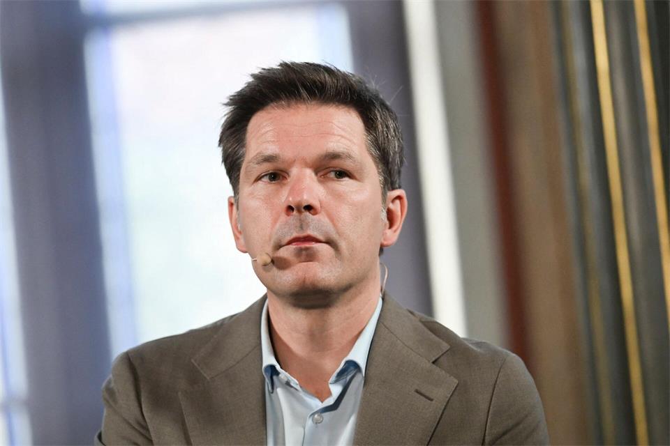 Bezeichnet Vorwürfe gegen ihn als haltlos: Steffen Krach.Jens Kalaene/dpa