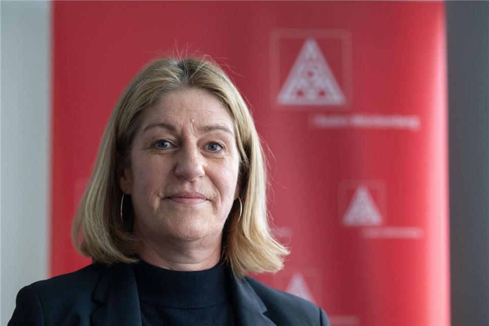 Bezirksleiterin Barbara Resch: „Wir gehen selbstbewusst in diese Tarifrunde.“ (Archivbild)Marijan Murat/dpa