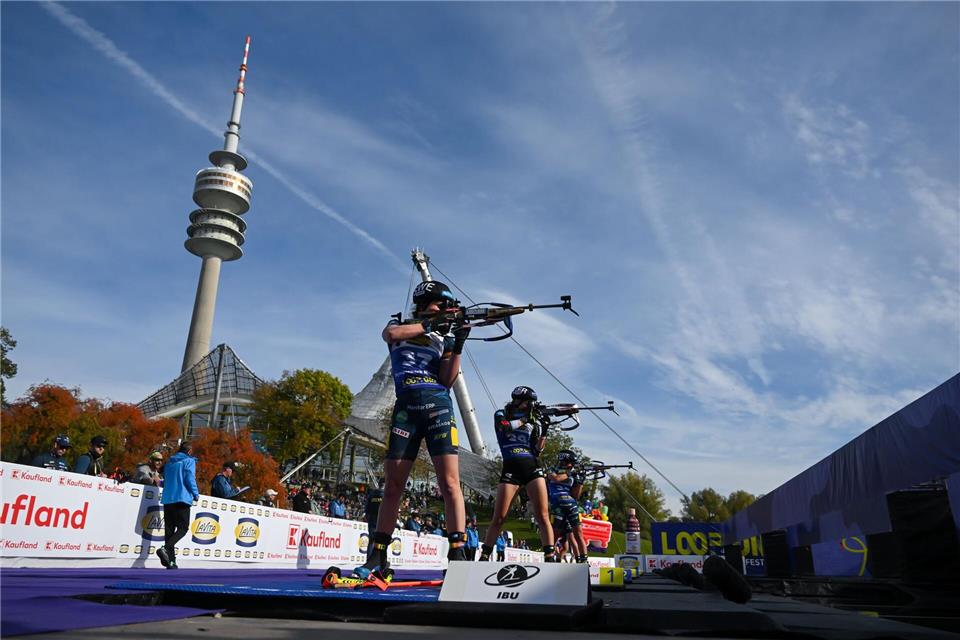 Biathlon in München: Begeisterung bei gelungener Premiere Biathlon an historischer Olympia-Stätte.Sven Hoppe/dpa