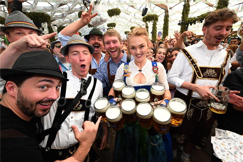 Bier, Bier und nochmals Bier.Felix Hörhager/dpa