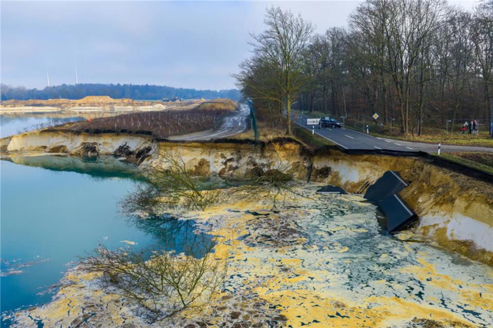 Ursachenforschung und Krisenbewältigung nach dem Straßen-Einsturz an der Bruchstraße