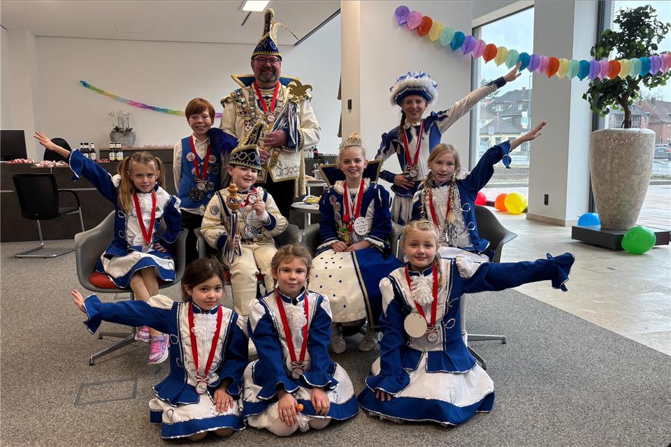 Gemener Karnevalisten besuchen Mergelsberg Verlag 