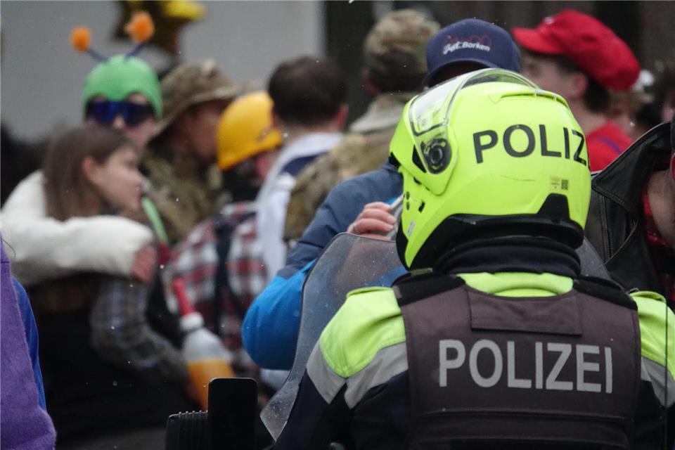 Nach Rosenmontagszug: 18-Jähriger in Bocholt schwer verletzt 