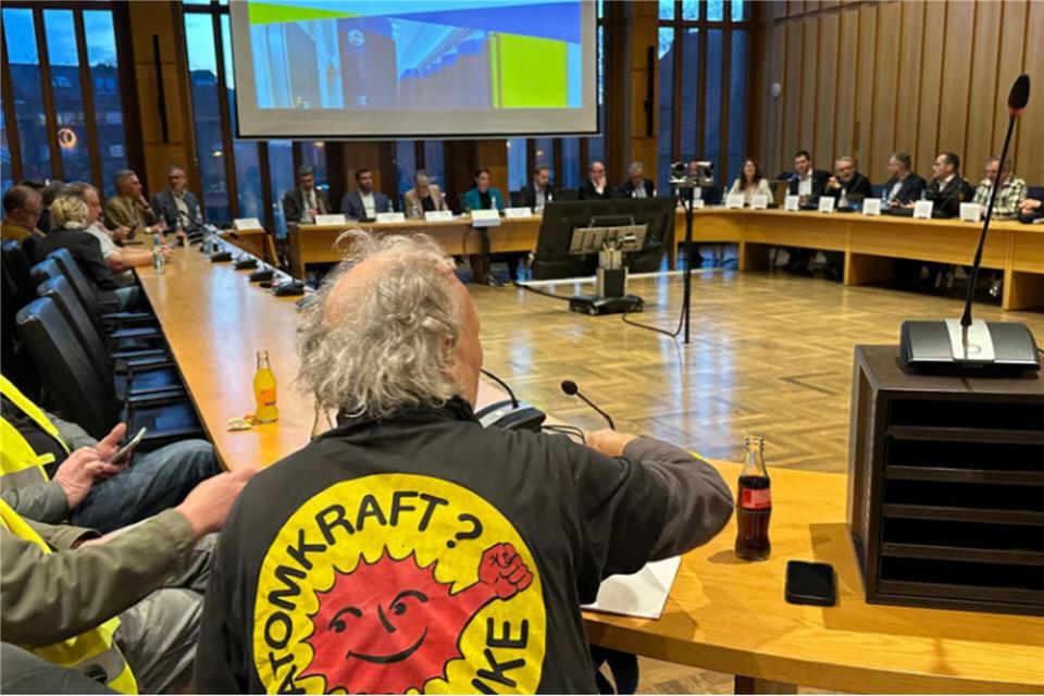 Atommüll: Es hagelt Vorwürfe gegen Verantwortliche 