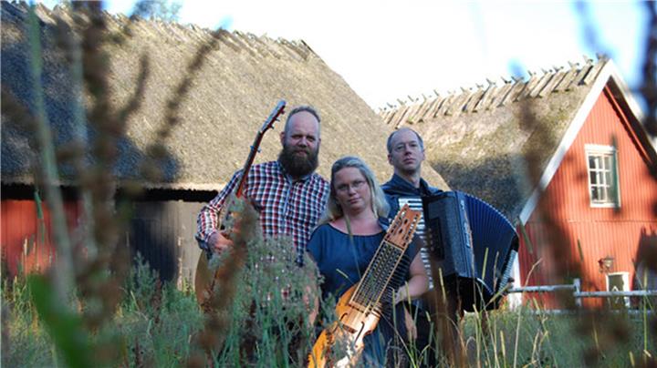Trio mischt Traditionelles mit eigenen Liedern 