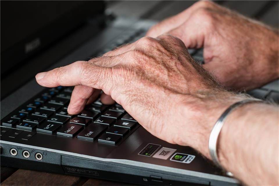  Raesfelder erhält erpresserische E-Mail 