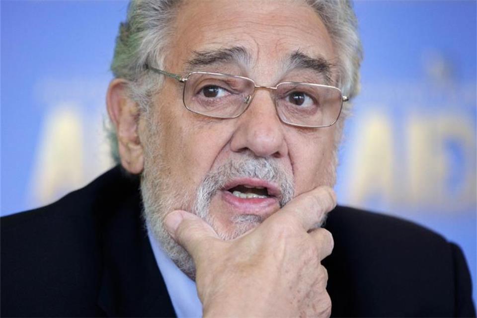 Wiener Staatsoper hält an Placido Domingo fest 