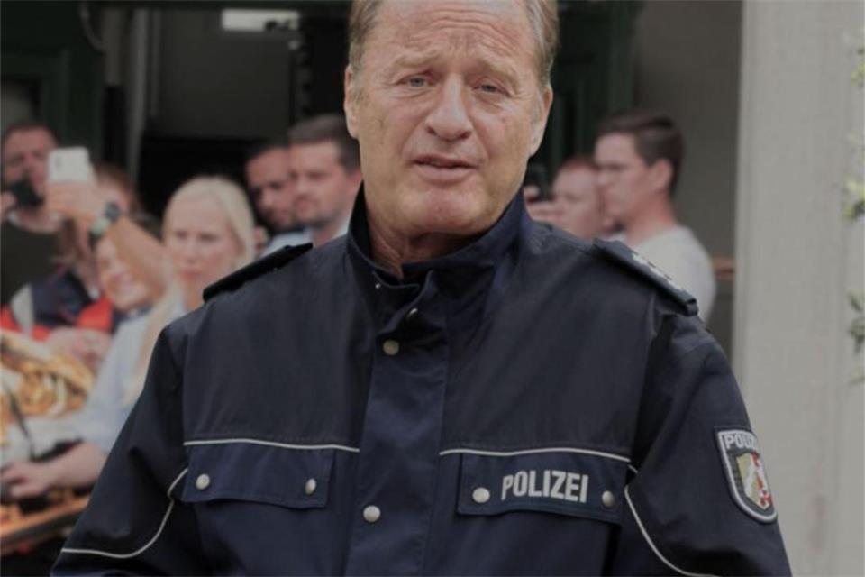 Gerhardt gegen Gaffer: Polizei wirbt mit TV-Komiker 