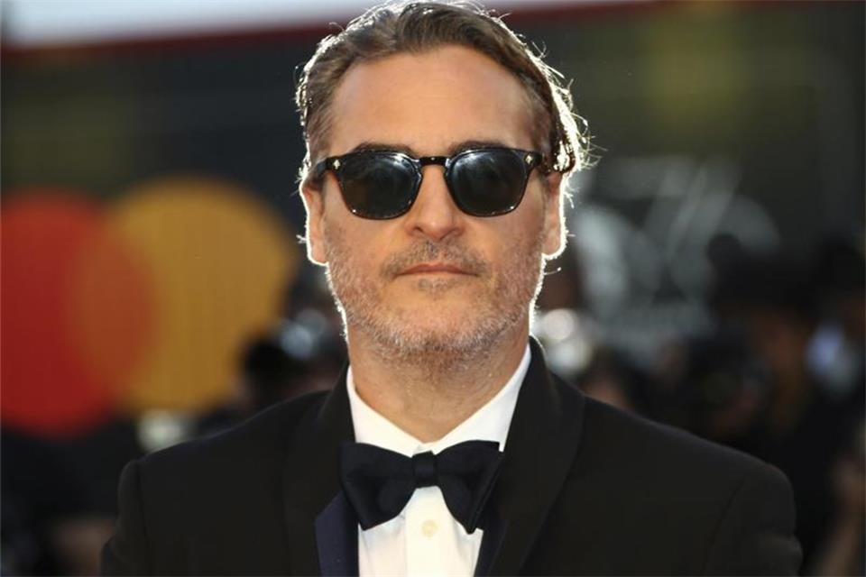 Gruseliger Joker und Seitenhiebe auf Trump 