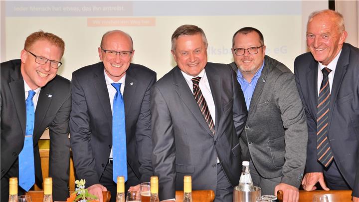 Mitglieder bestätigen Aufsichtsräte 